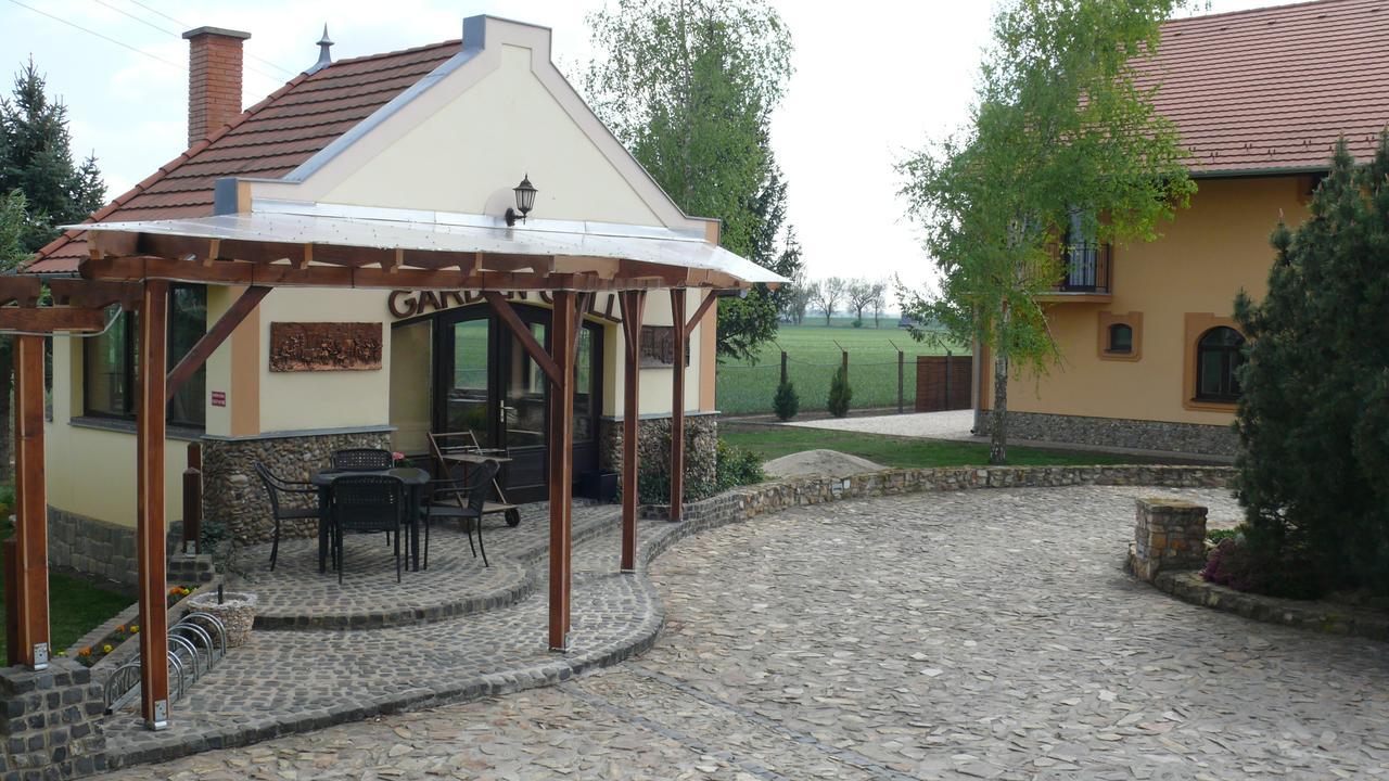 Bed and Breakfast Garden Vendeghaz Makó Exteriér fotografie